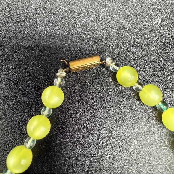 Moonglow Cateye 1970s Beaded Necklace Long - Picture 14 of 14